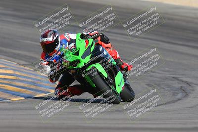 media/Nov-15-2024-CVMA Friday Practice (Fri) [[b142d29251]]/4-Group 4 and Trackday/Session 2 (Turn 10)/